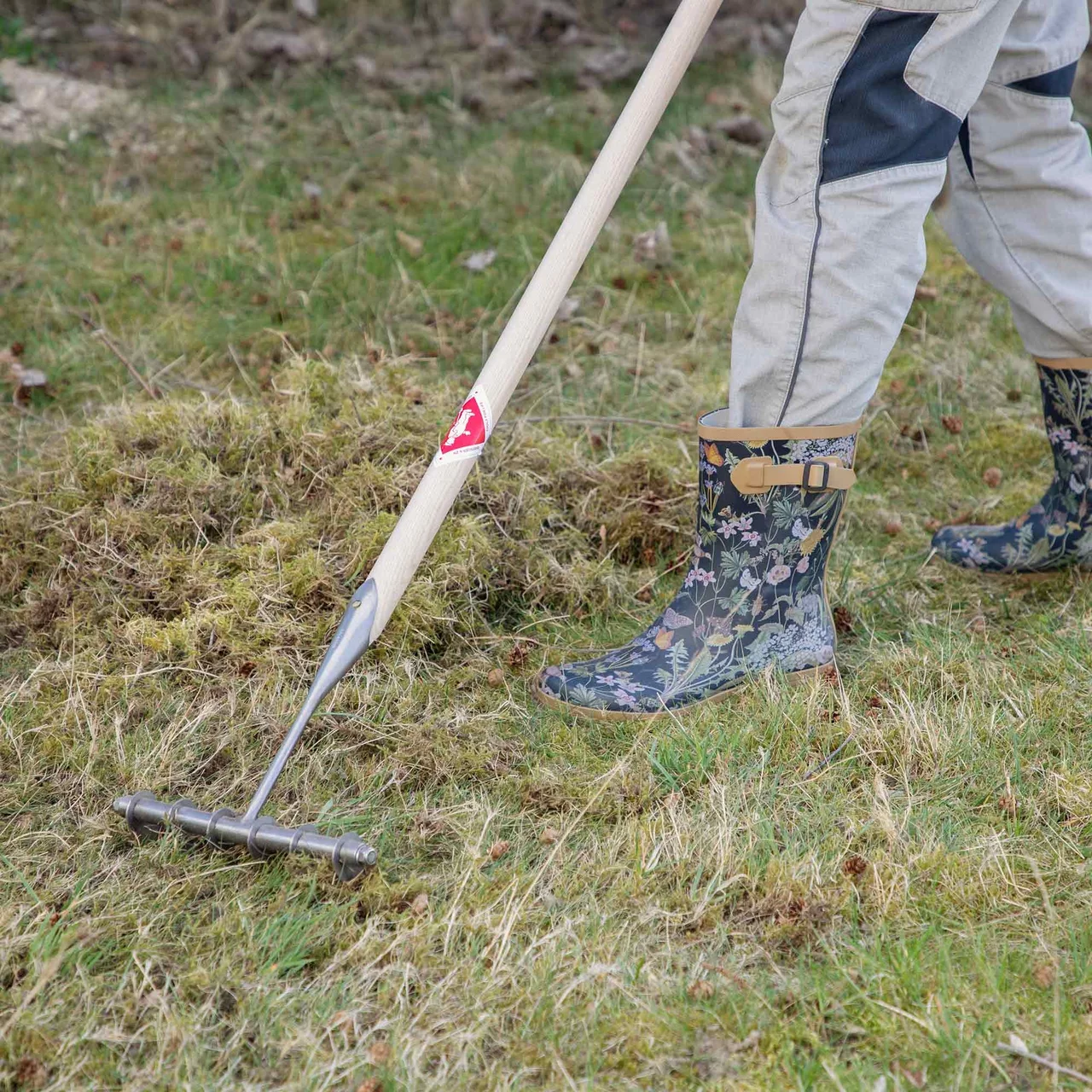 Produktbild zu «Vertikutier-Rechen» | © Sneeboer Manufacturing bv